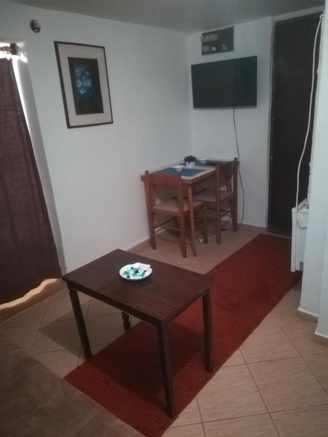 A & A Apartman Подгорица Екстериор снимка